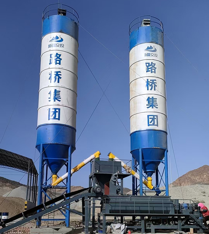 水穩(wěn)震動(dòng)攪拌機(jī)